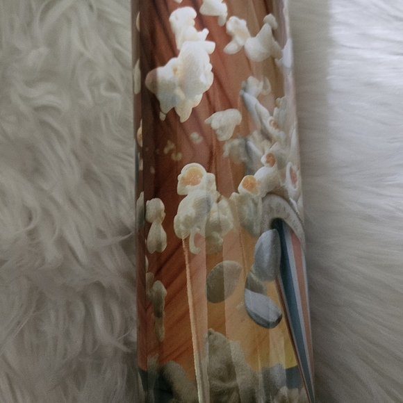 & Other Stories Coastal Popcorn Tin with Seashell Motif - Picture 2 of 2